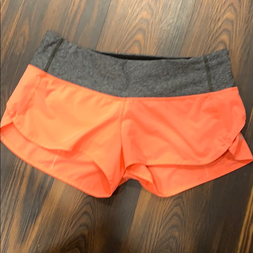 Lululemon 2.5” speed shorts